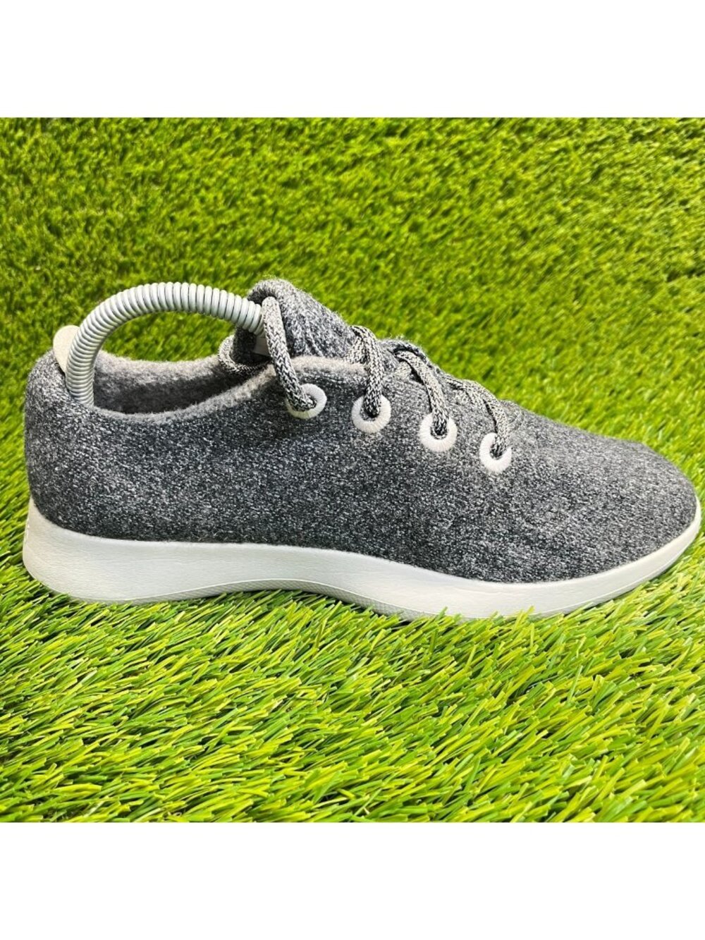 Allbirds Wool Runners Womens Size 9 Gray White Athletic Walking Shoes Sneakers
